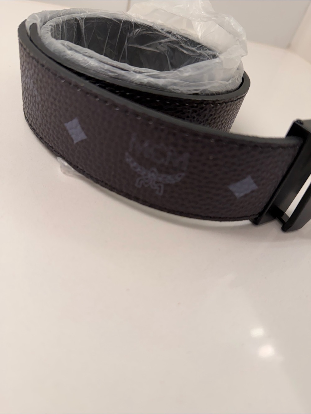 MCM Matte Black Reversible Leather Belt Mens Size 41-43 - Picture 7 of 12